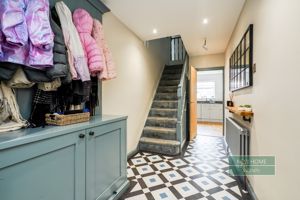 Photo 27- click for photo gallery